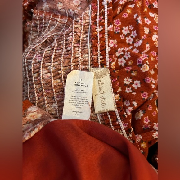 ALTAR’D STATE DITSY FLORAL CROP, TIE BACK, RUCHED BODICE, FEMININE, BOHO, Sz.S - Picture 9 of 10